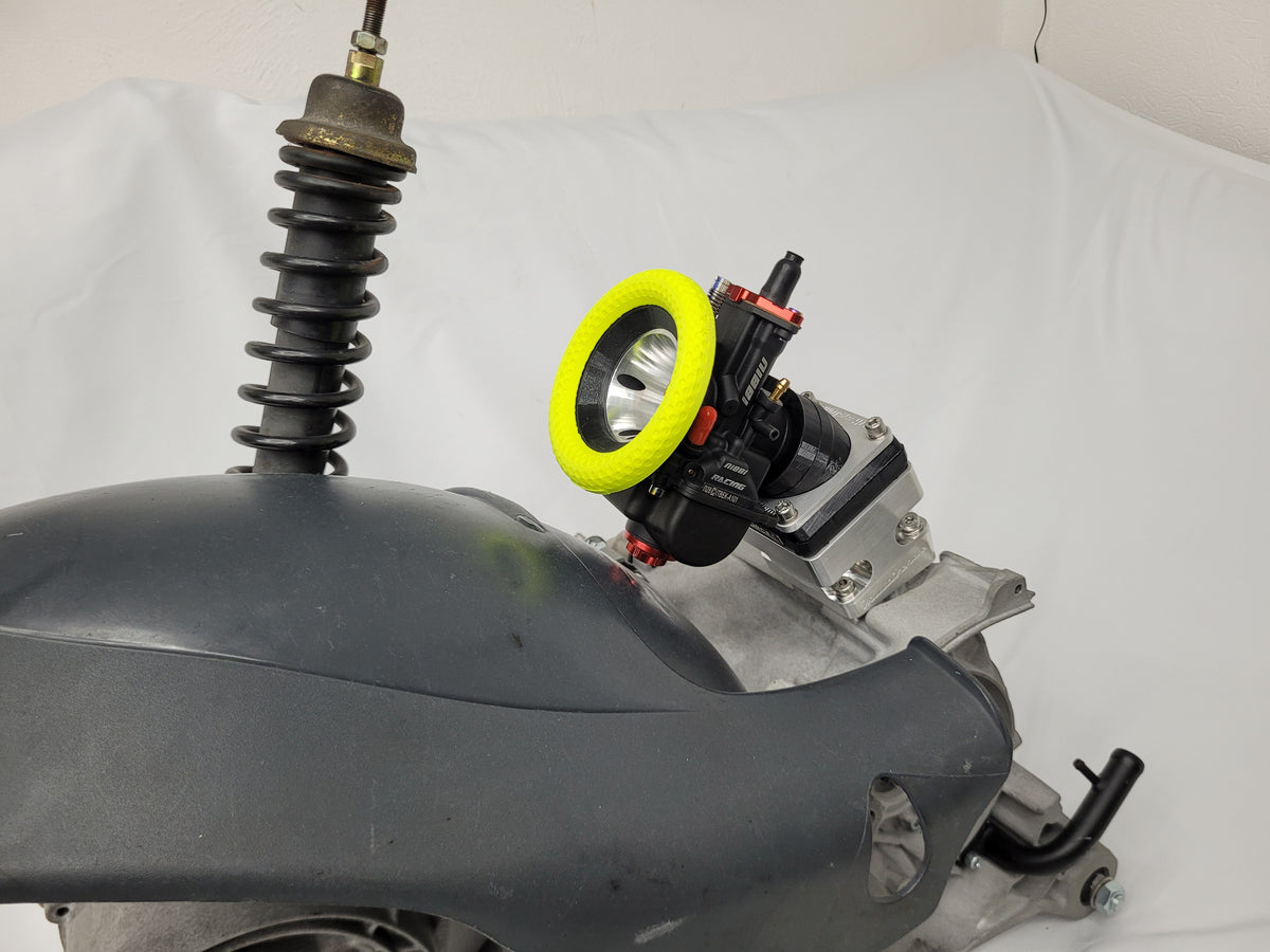 Piaggio Maxi - Multiverse Spacer KIT für VForce4 RD350