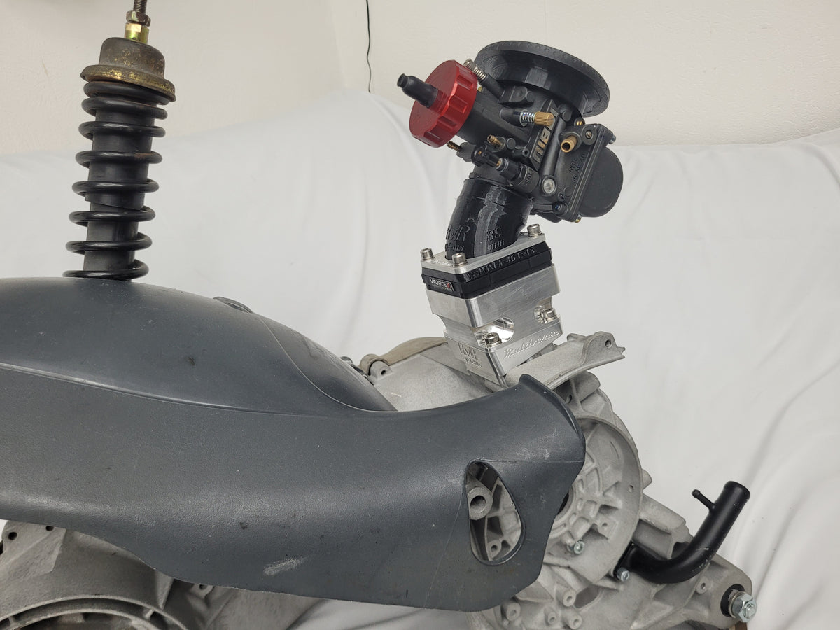 Piaggio Maxi - Multiverse Spacer KIT für VForce4 RD350