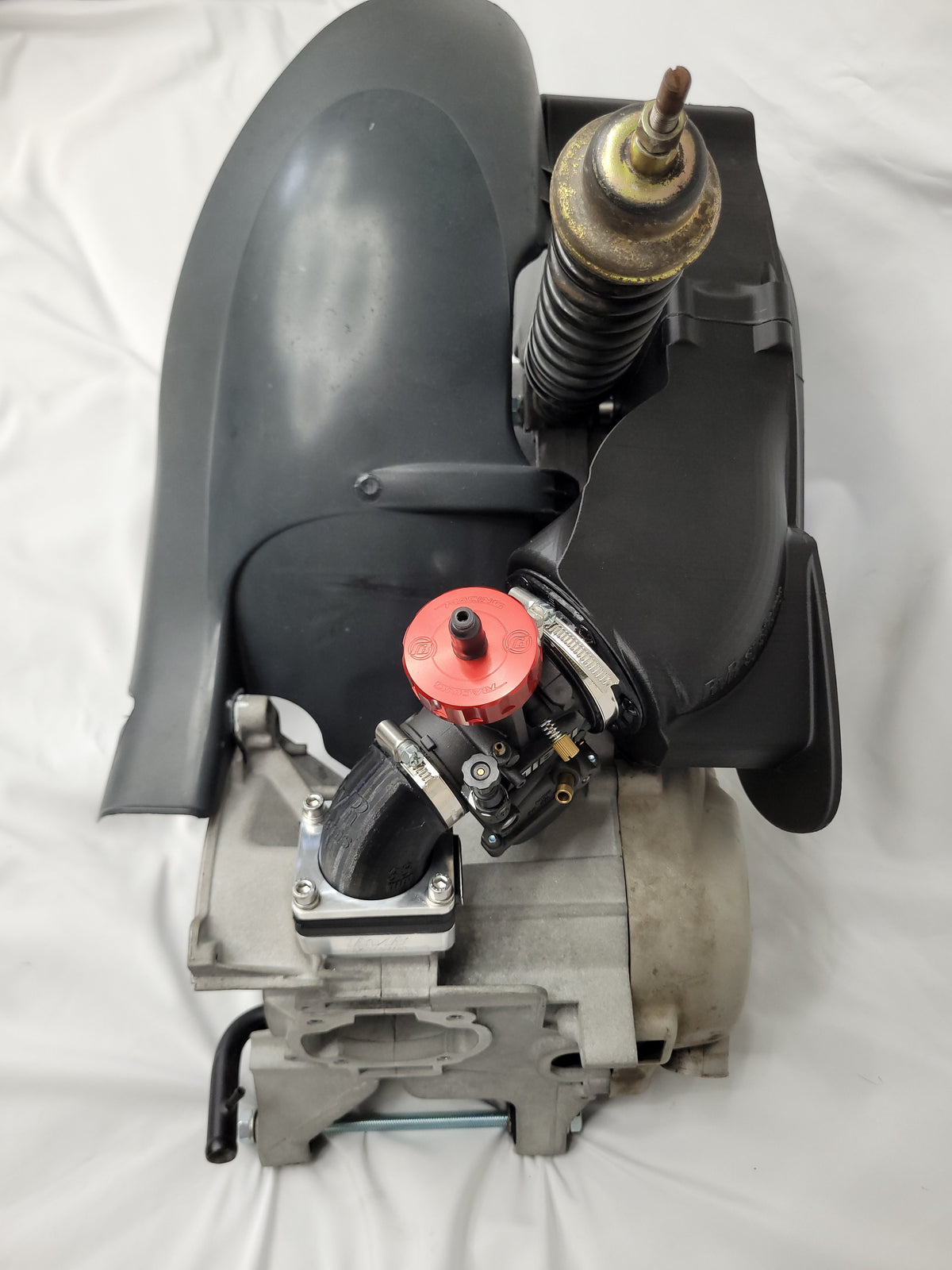Piaggio Maxi - AIRBOX und VForce3 KX85 Spacer KIT