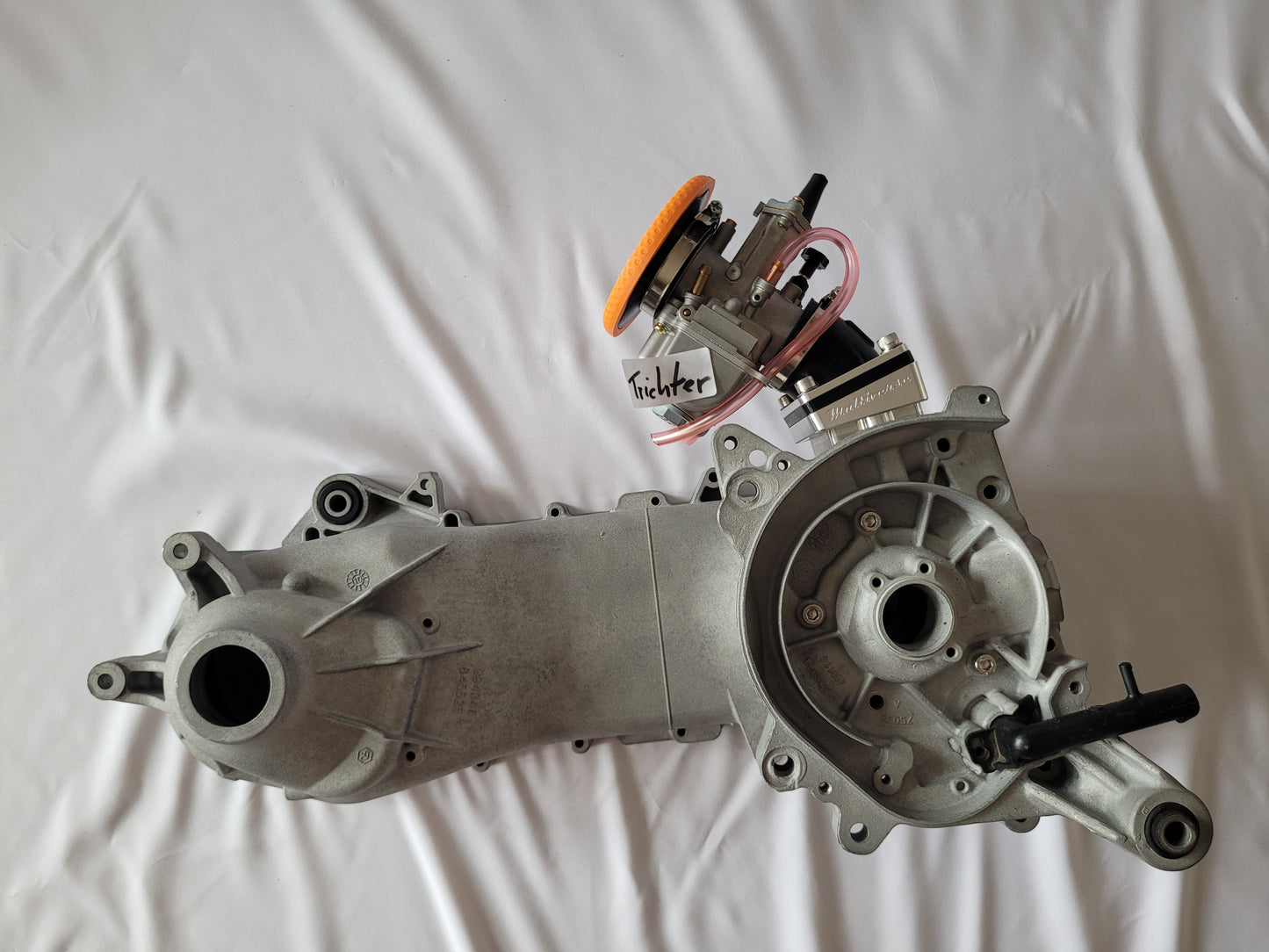 Piaggio - Multiverse - Luftfilter - Grundkörper & Anschluss